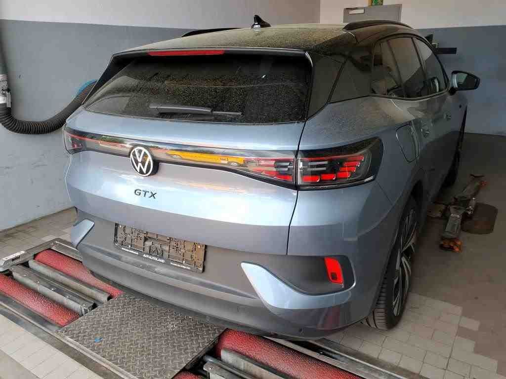 Volkswagen ID.4 GTX 4M 82 kWh +WÄPU +AHK +PANO +360° +IQ.LI