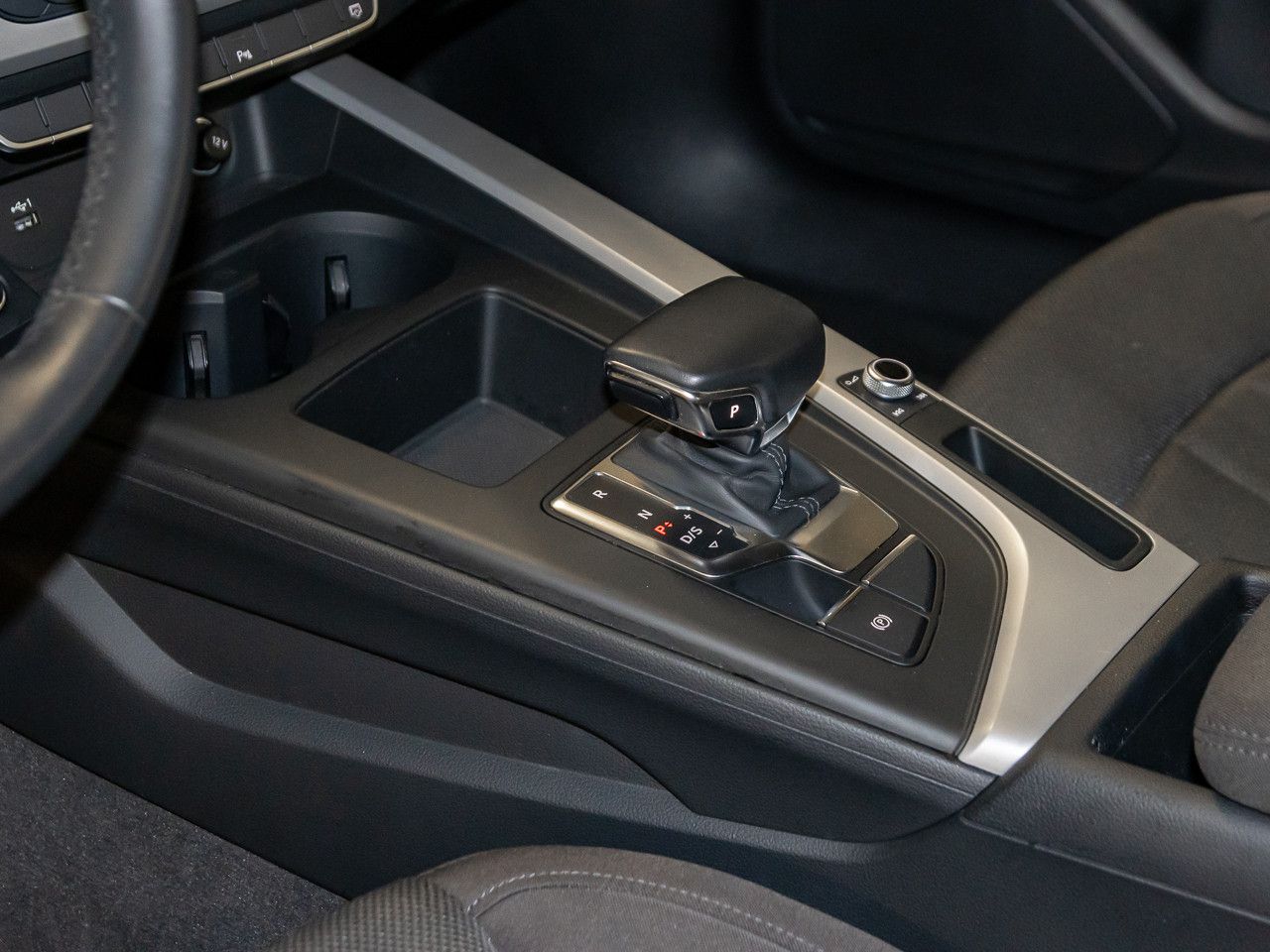 Audi A4 Limousine 35 TDI - Samsaru's Car Outlet
