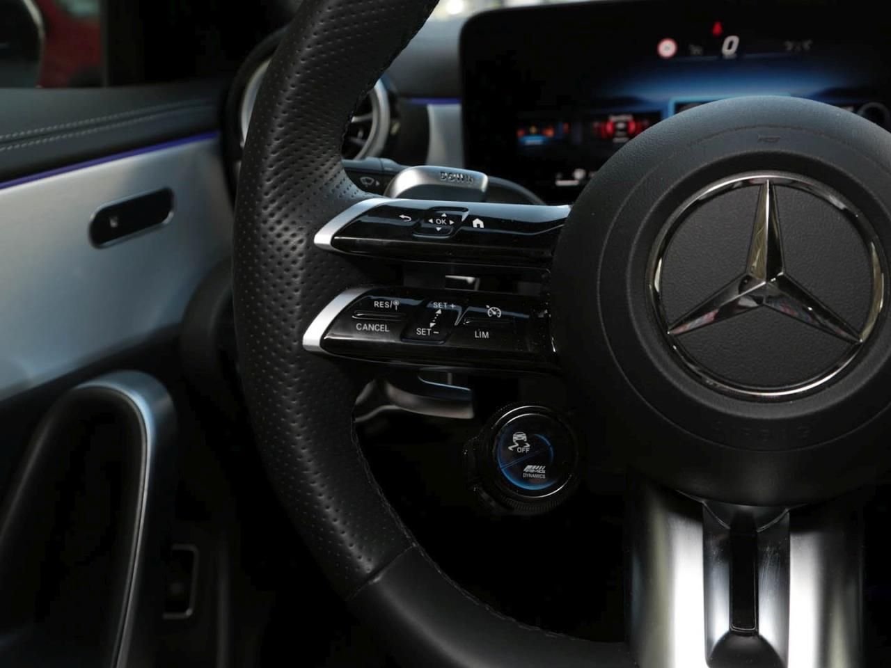 Mercedes-Benz CLA 35 AMG 4M - Samsaru's Car Outlet