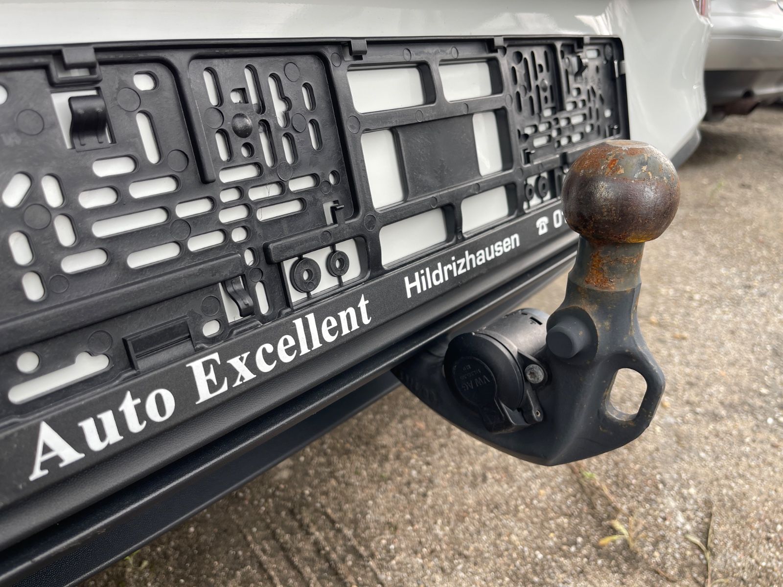Volkswagen Golf VIII 2.0 TDI Life - Samsaru's Car Outlet