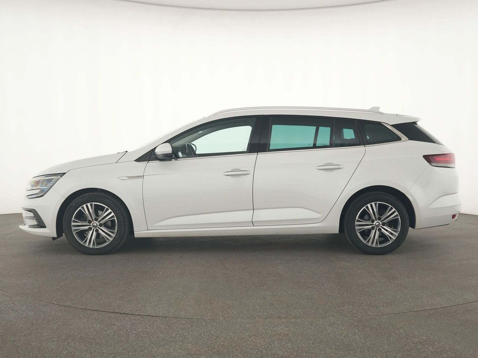 Renault Megane Intens - Samsaru's Car Outlet