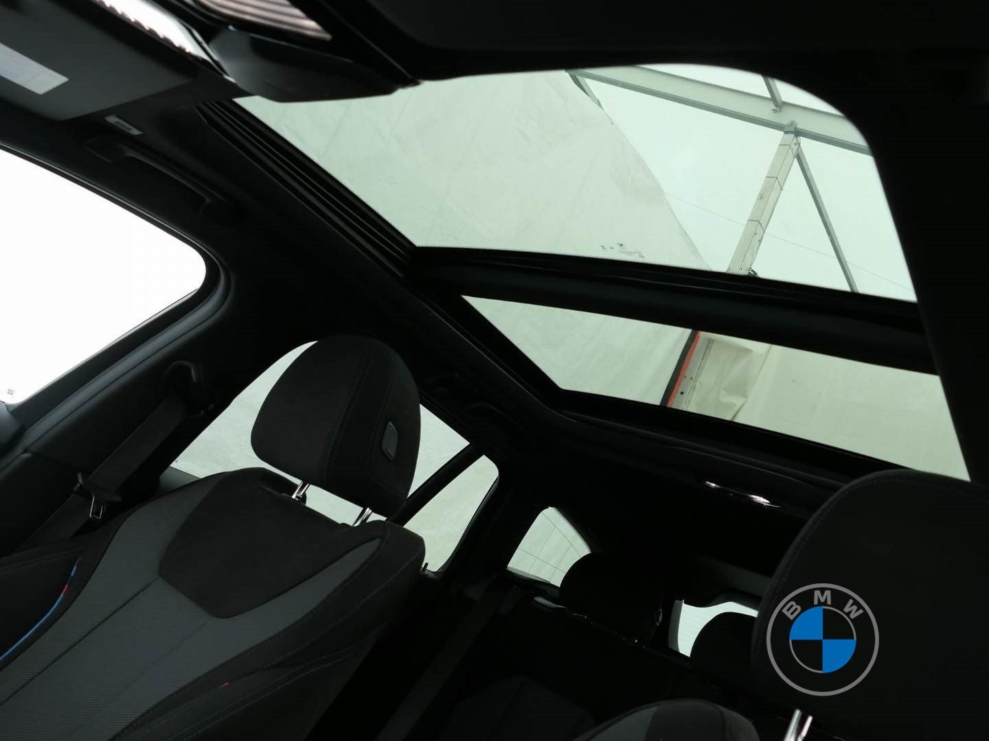 BMW 330i xDrive Touring M Sport 19" AHK Pano HIFI