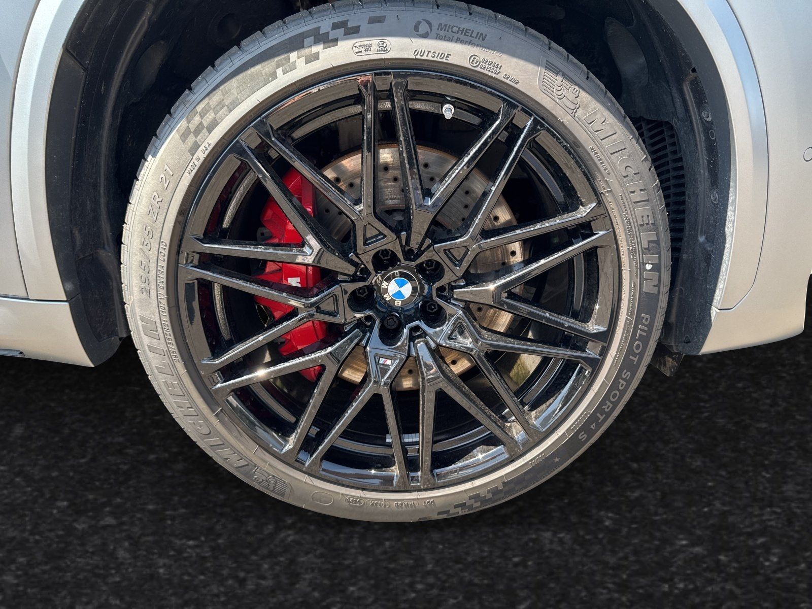 BMW X5 M Competition Inkl. € 1.190 Zubehörbonus |*In
