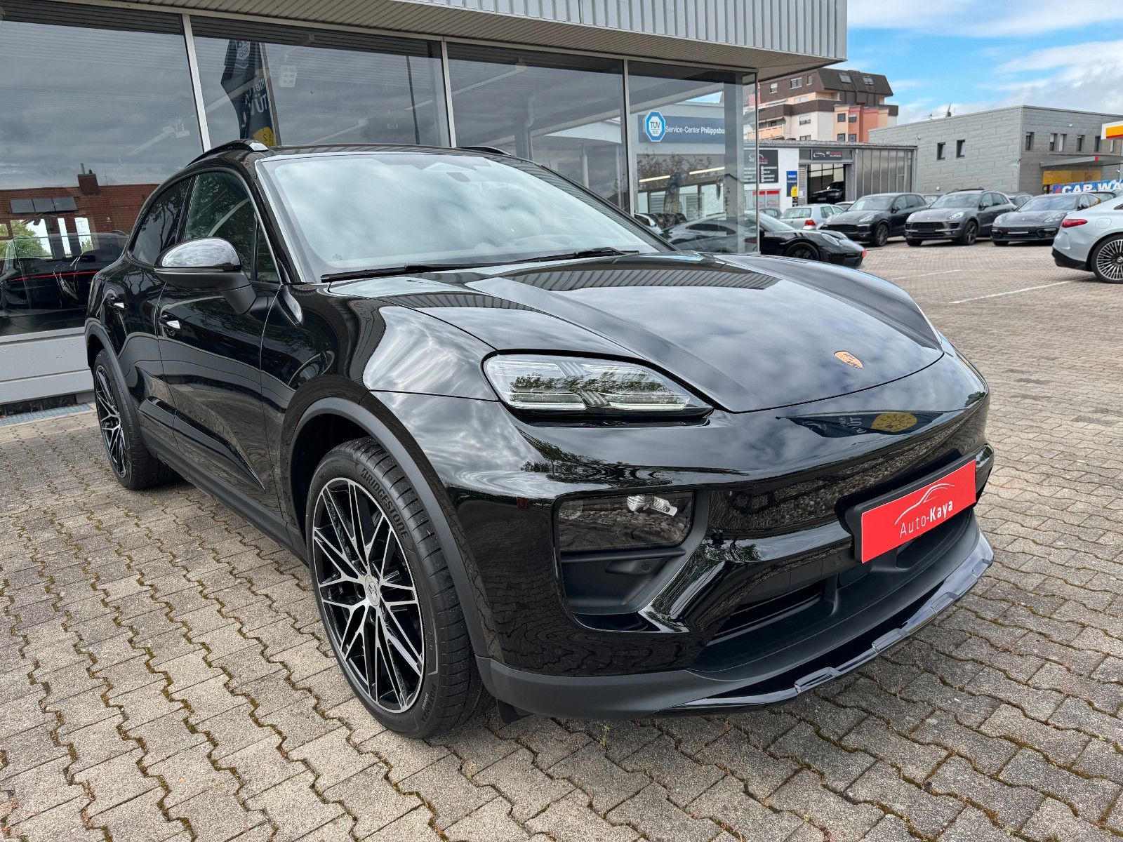 Porsche Macan Electric 4 *Offroad-Design-Paket /VOLL...