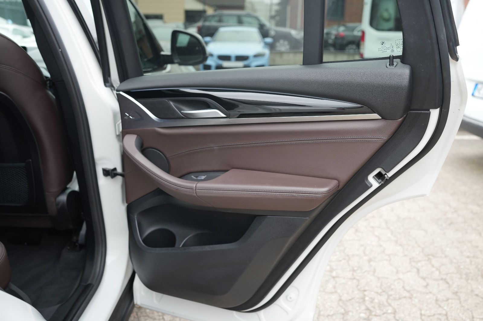 BMW X3 30e X Line xDrive*LED*AHK*PANO*NAV*HEADUP*