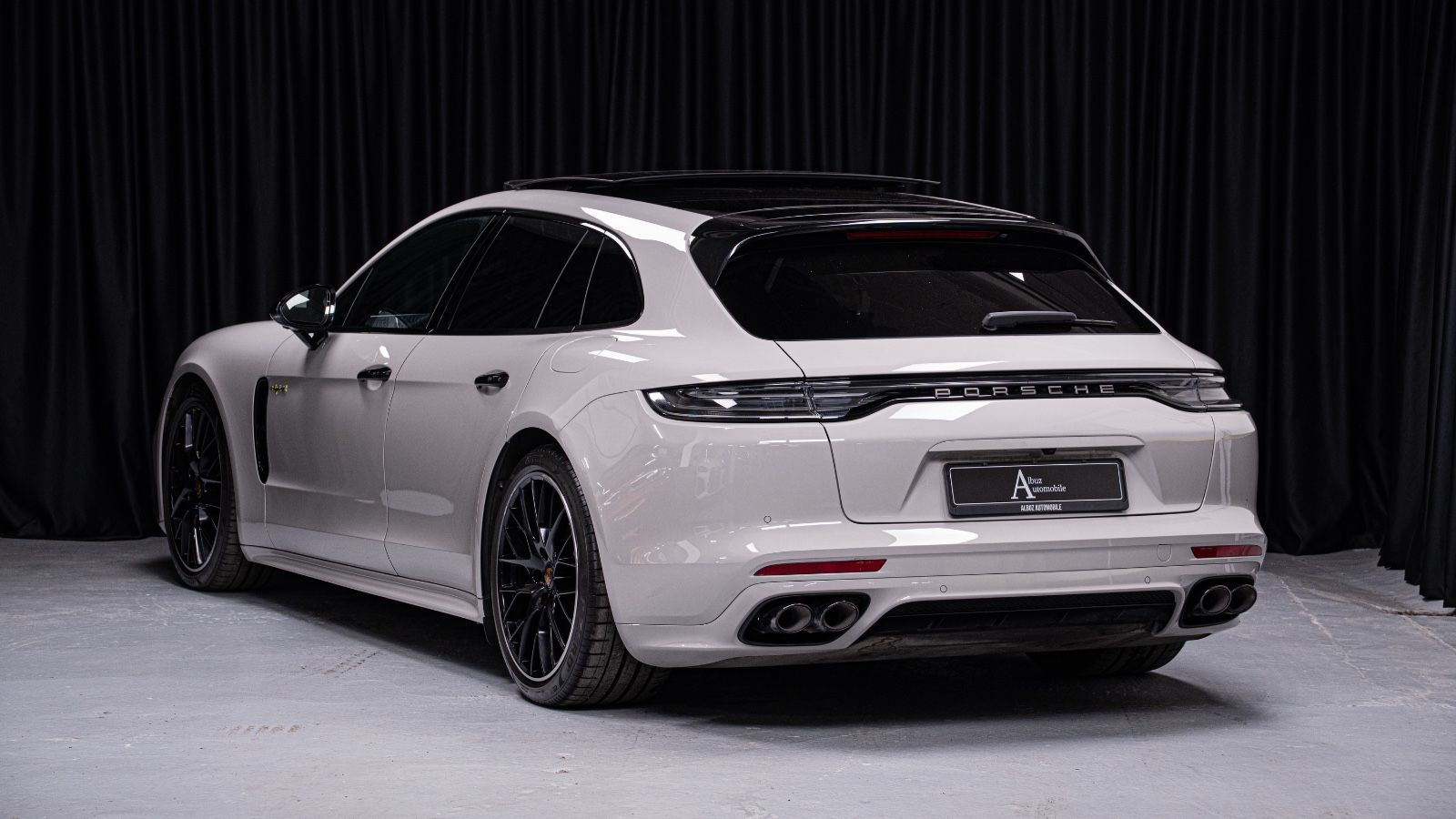 Porsche Panamera ST 4E-Hybrid Platinum Editi SportDesign