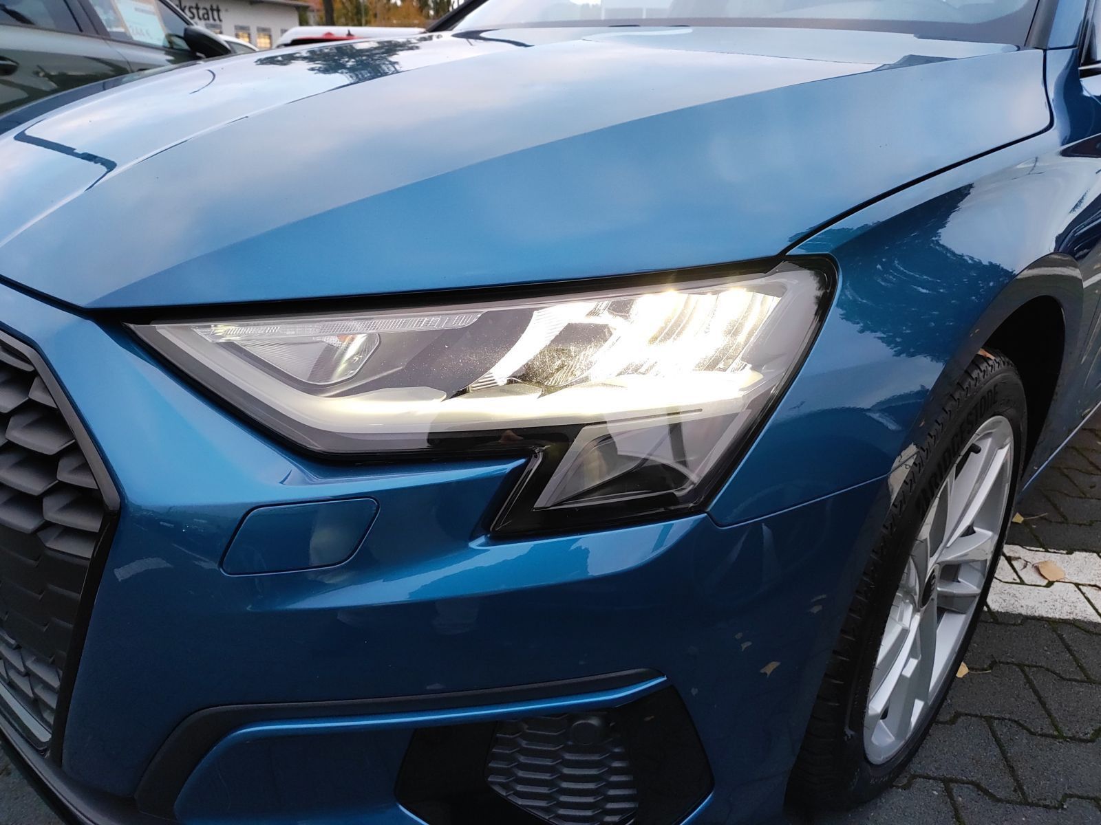 Audi A3 Sportback 30 TFSI S line int. S tronic *AHK*