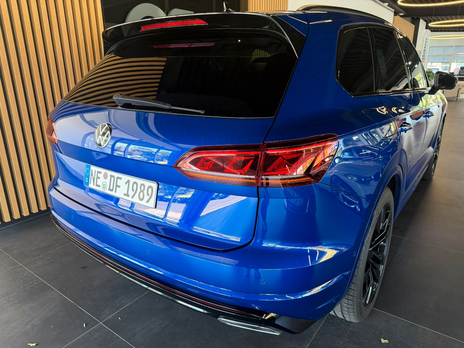 Volkswagen Touareg R-Line 4Motion*GARANTIE*ALLWETTER*VOLL*
