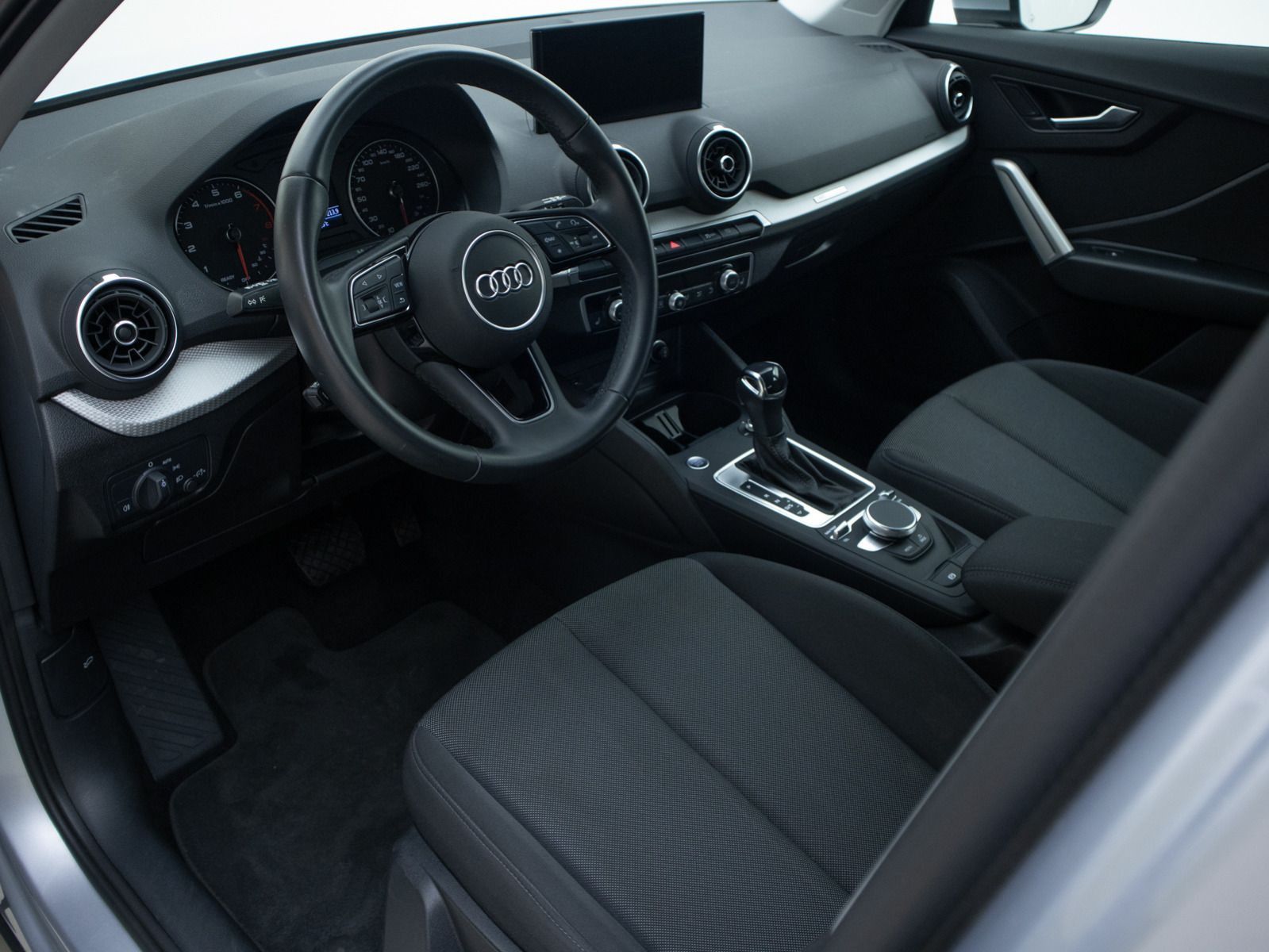 Audi Q2 35 TFSI S-TRO**RFK*GJR*LED*AAC*NAVI*SHZ*GRA**