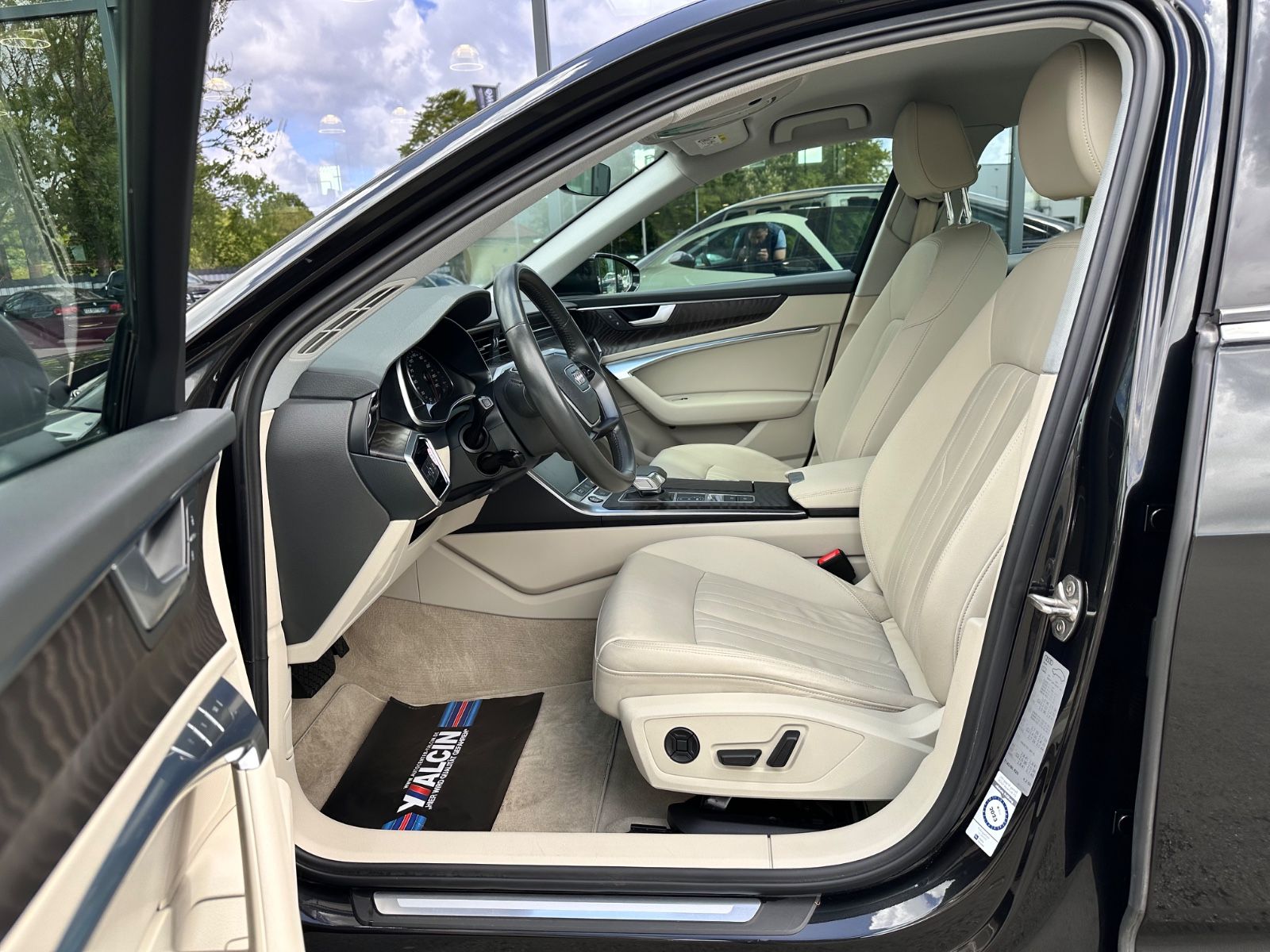 Audi A6 40 TDI S tronic advanced - Samsaru's Car Outlet