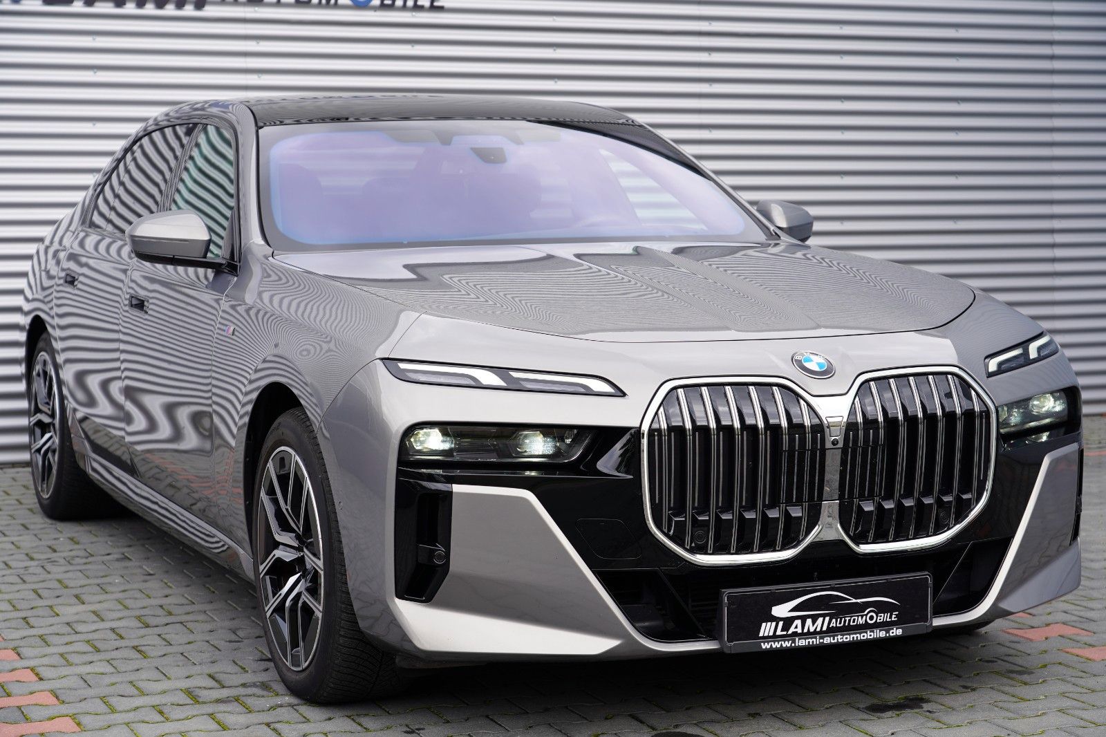 BMW 740d xDrive M Sport SKYLOUNGE LUFT HUD SOFT 360
