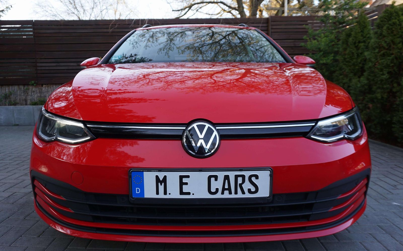 Volkswagen Golf Variant Life - Samsaru's Car Outlet