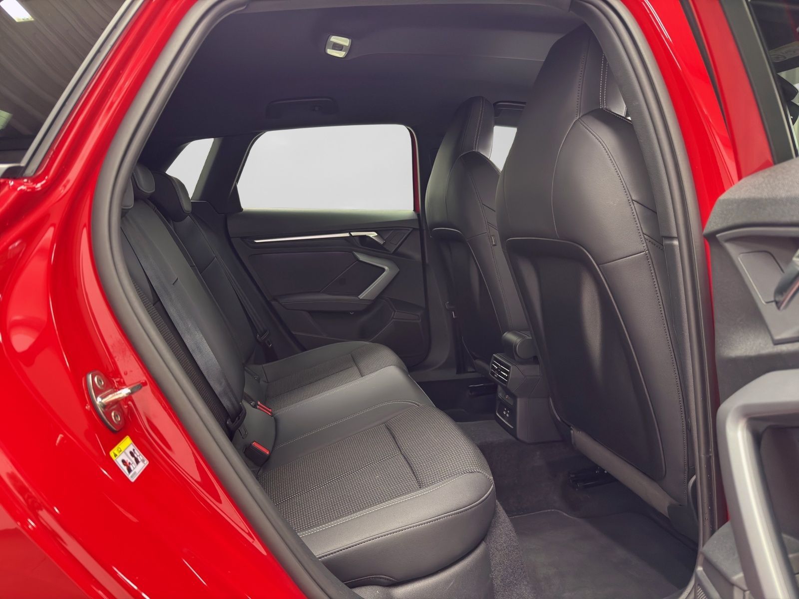 Audi A3 Sportback 30 TFSI 2x S LINE - Samsaru's Car Outlet