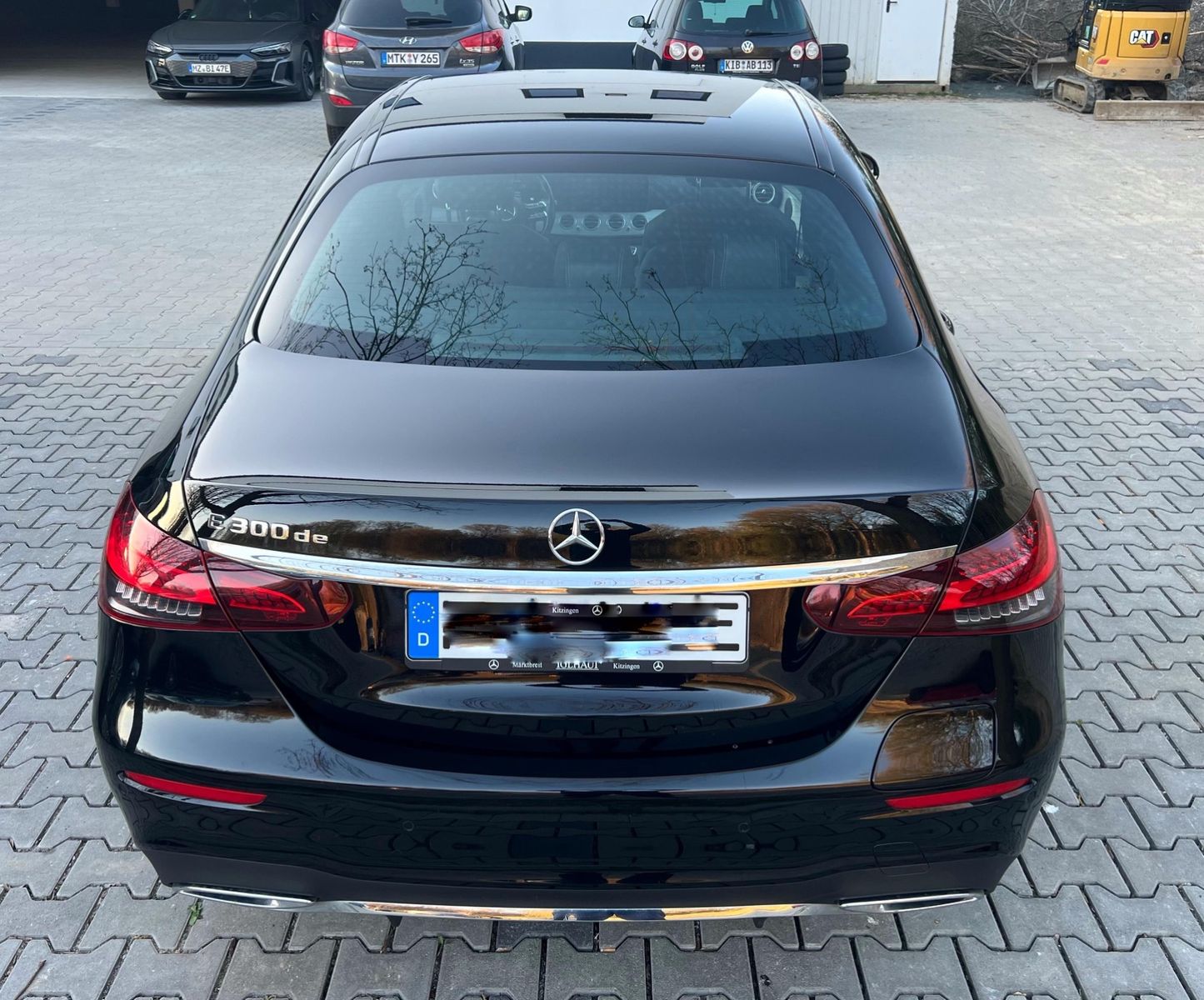 Mercedes-Benz E 300 de AMG - Samsaru's Car Outlet