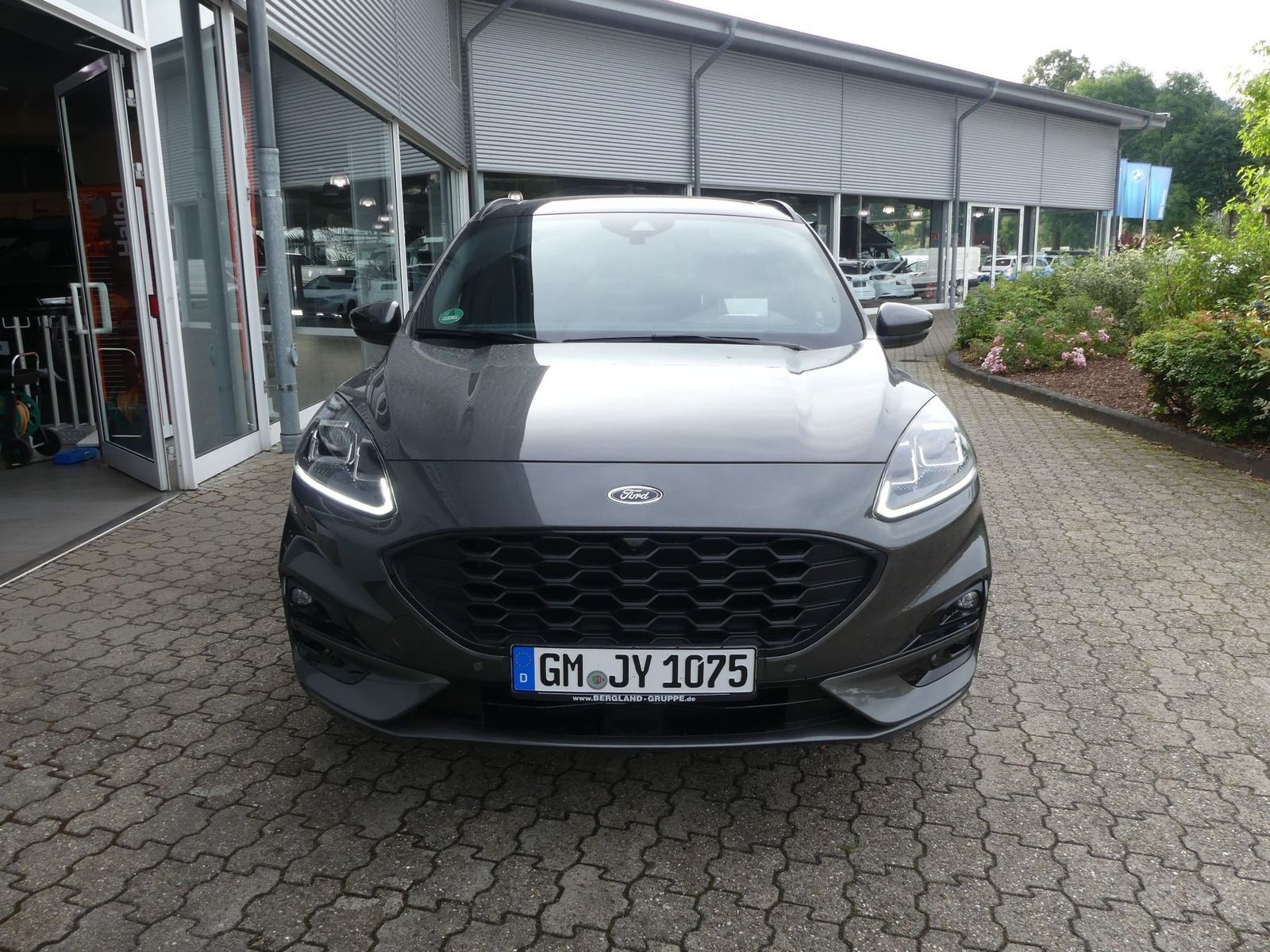 Ford Kuga ST-LINE X 2.5 FHEV 190PS AWD - Samsaru's Car Outlet