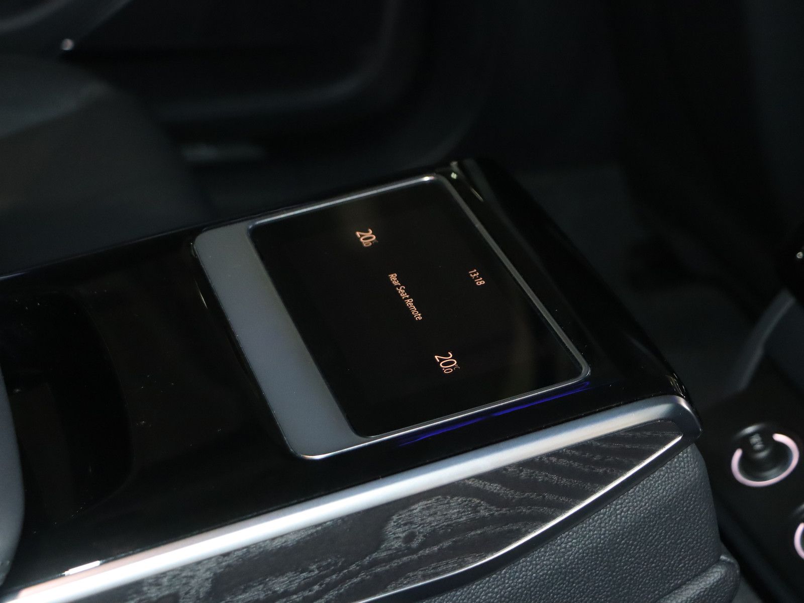Audi A8 50 TDI QUATTRO VC+HUD - Samsaru's Car Outlet