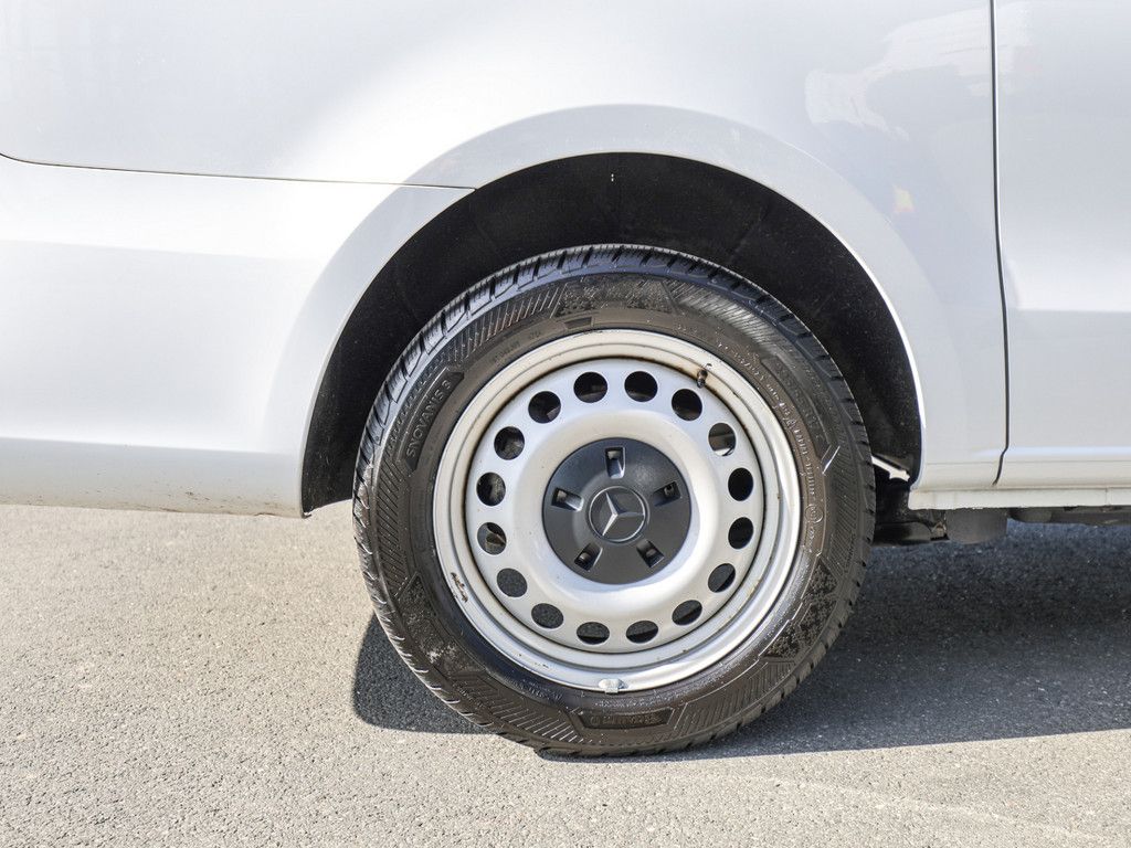 Mercedes-Benz Vito eVito 111 KA Lang - Samsaru's Car Outlet