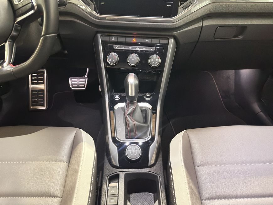 Volkswagen T-Roc 2.0 TSI 4MOTION - Samsaru's Car Outlet