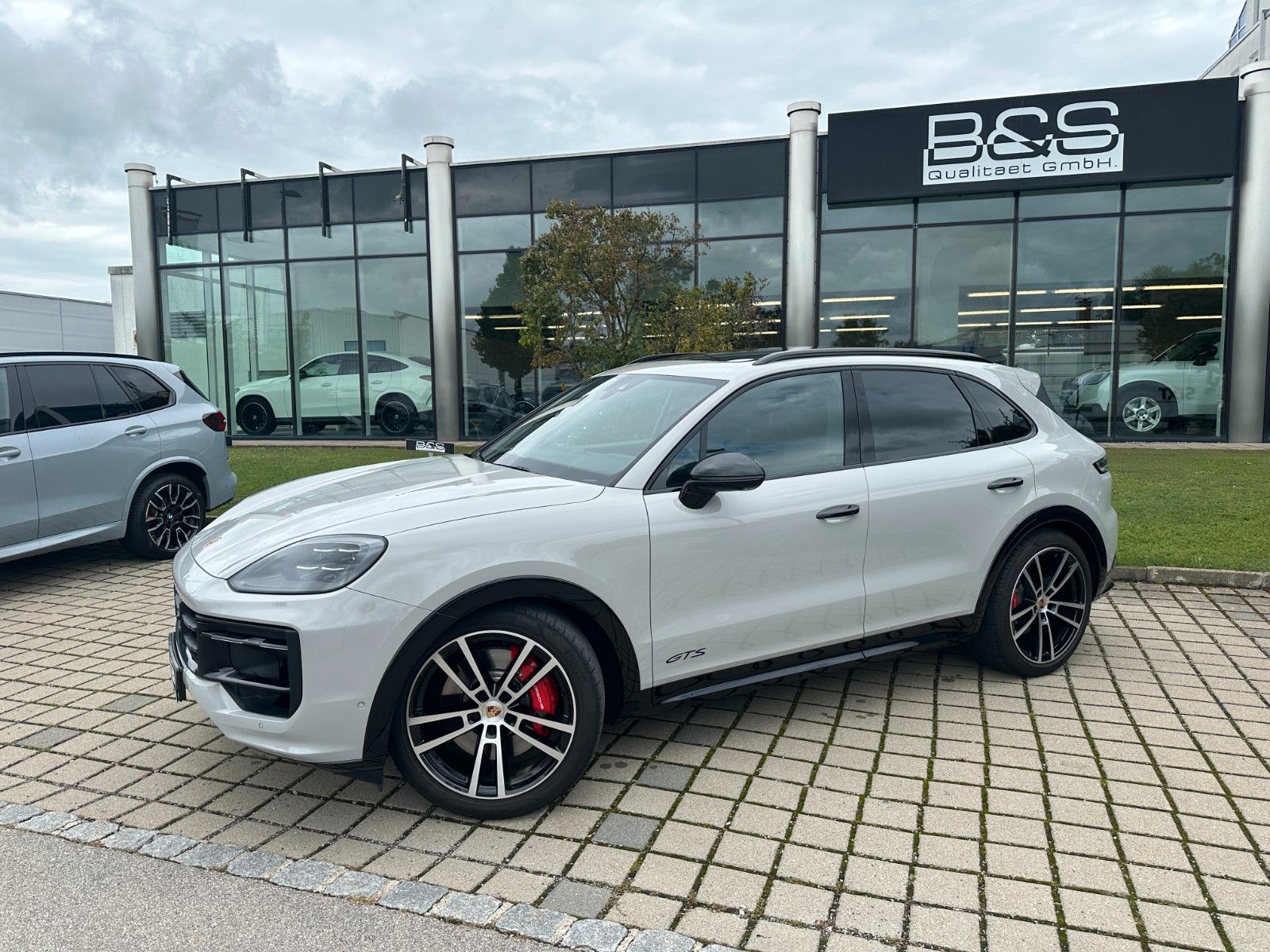Porsche Cayenne GTS ACC,PANO,BOSE,LUFT,AHK,SPORTCRP,Usw