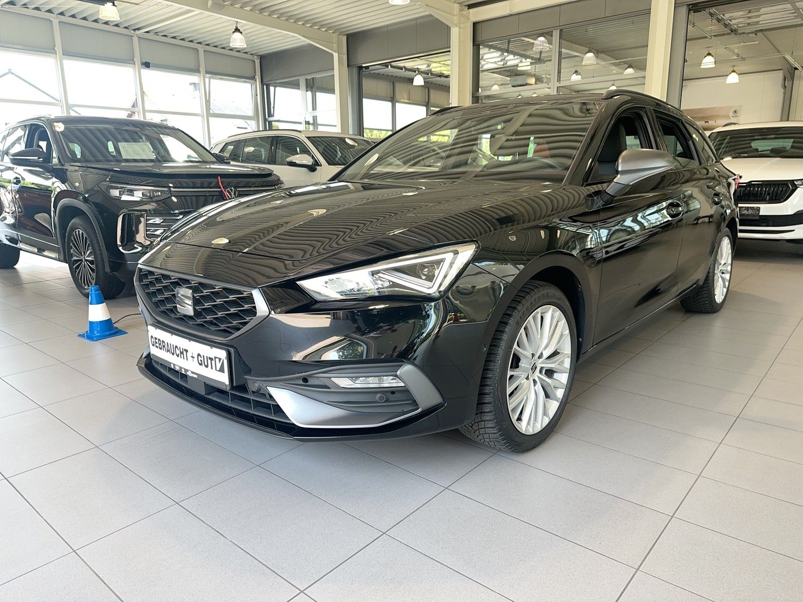 Seat Leon ST 1.4 FR e-Hybrid Navi-XL LED eHK AHK Kam.