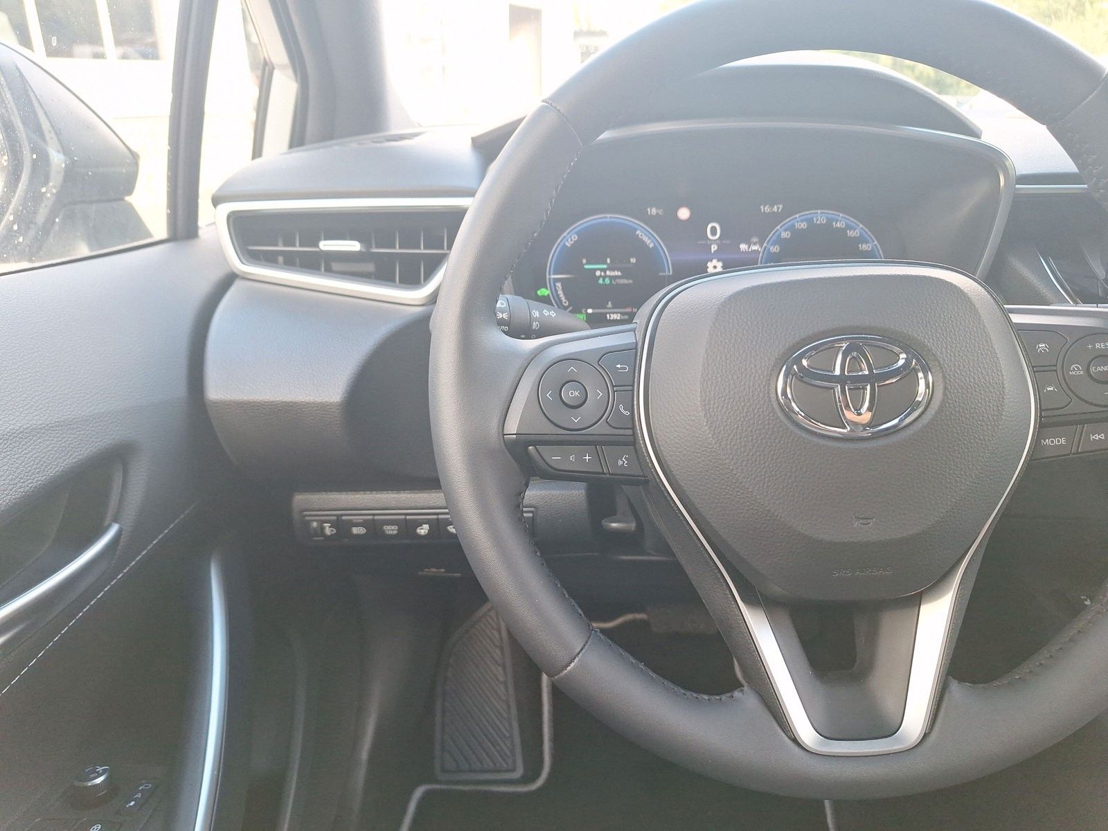 Toyota Corolla TS 1.8 Hybrid Teamplayer *TECHNIK-PAK