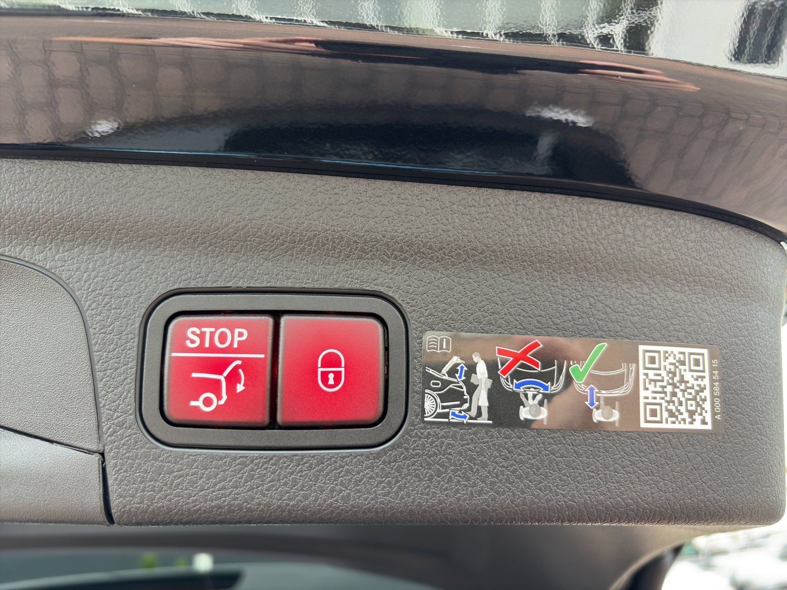 Mercedes-Benz GLE 450 d 4M AMG Distro Burm AHK KeyGo PANO 360°