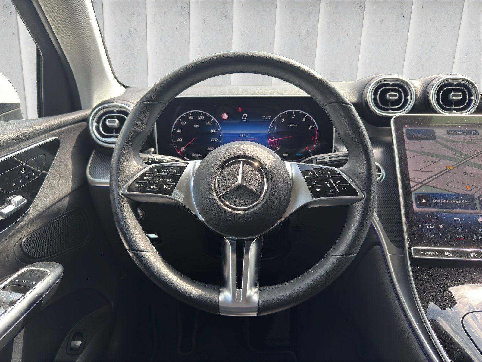 Mercedes-Benz GLC 200 Avantgarde 4M - Samsaru's Car Outlet