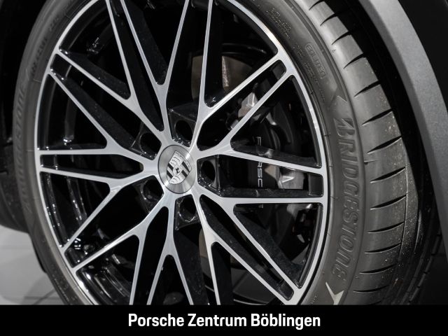Porsche Macan 4 - Samsaru's Car Outlet