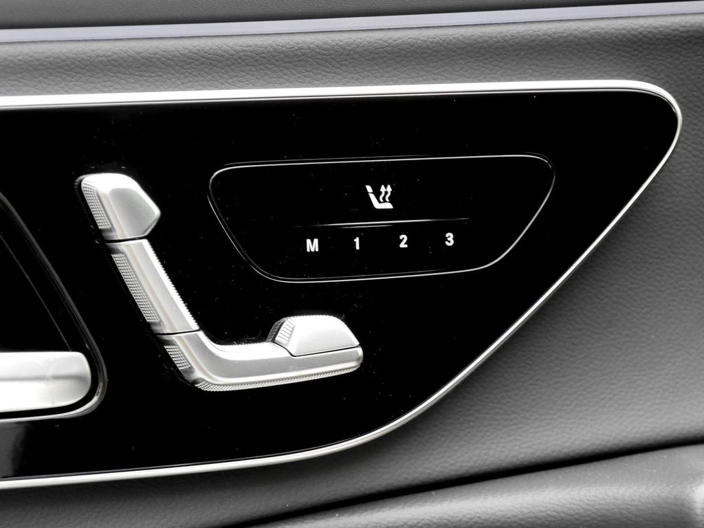 Mercedes-Benz GLC 220 d 4MATIC AMG|NIGHT|AMBIENTE|MBUX|SHZ|AHK