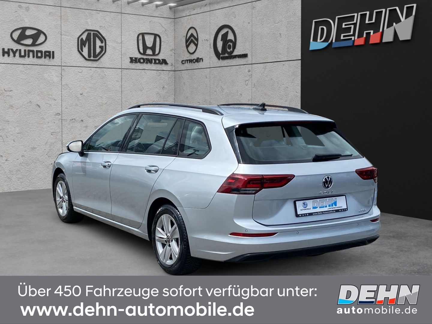 Volkswagen Golf Variant VIII 1.0 ETSI MHD DSG Life - Samsaru's Car Outlet
