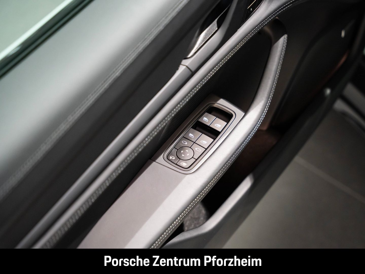 Porsche Taycan 4S Cross Turismo BOSE Panoramadach LED
