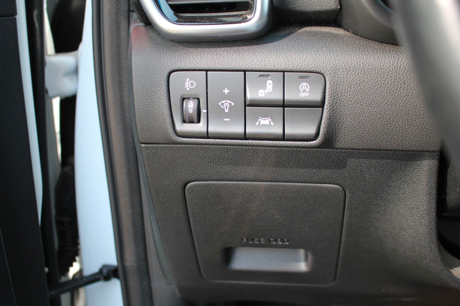 Kia SPORTAGE BLACK EDITION 2WD - Samsaru's Car Outlet