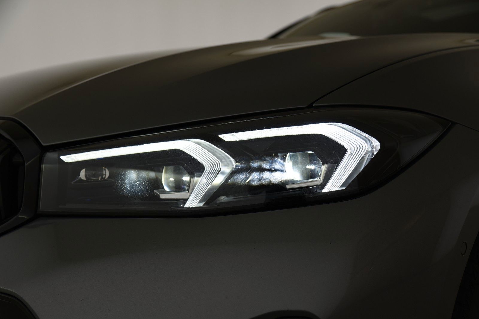 BMW 320d Touring xDrive M Sport Pro ACC Pano HUD H&K