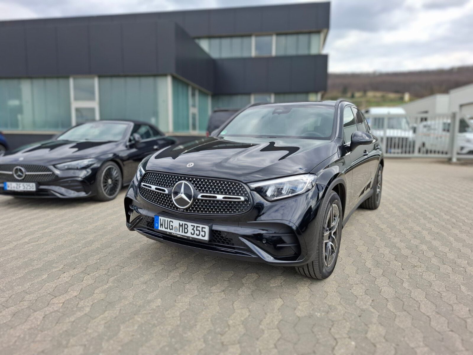 Mercedes-Benz GLC 200 4M AMG - Samsaru's Car Outlet