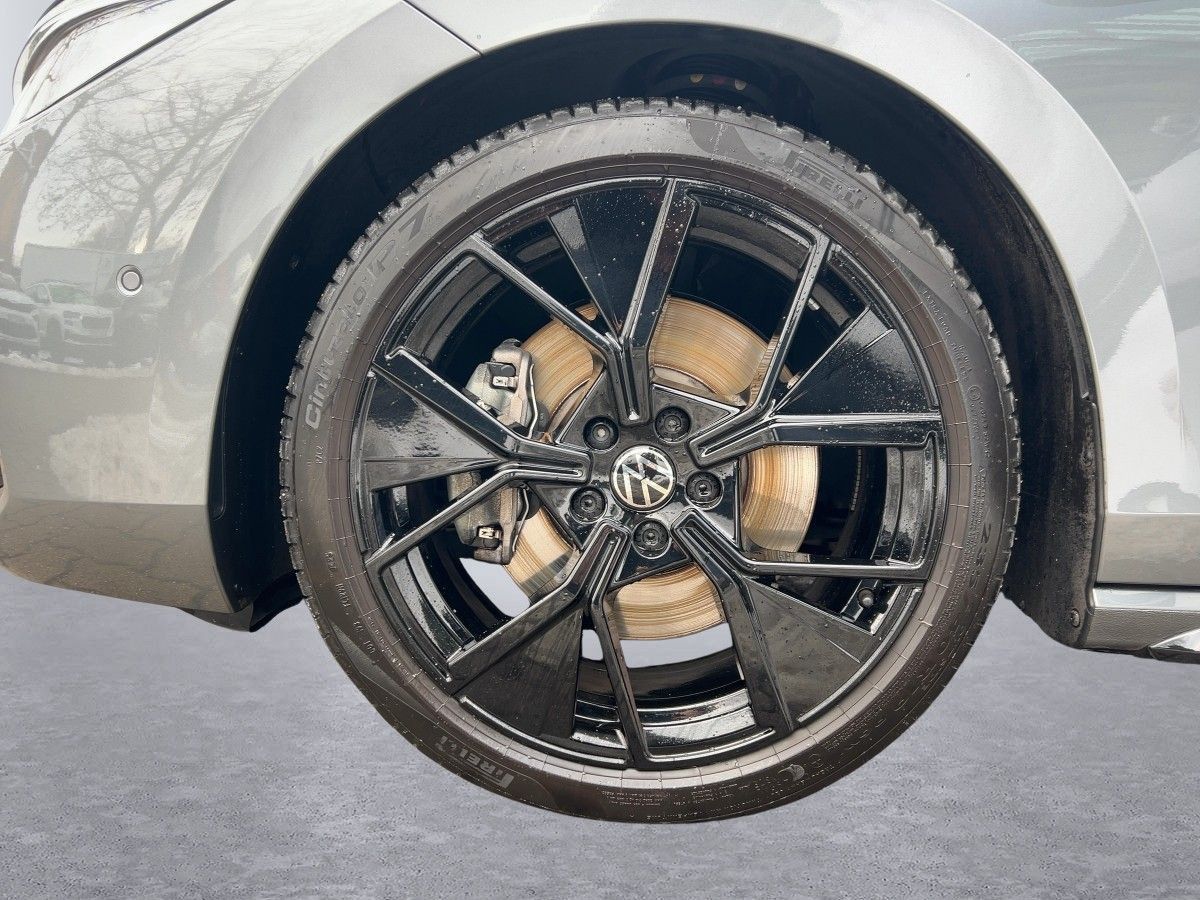 Volkswagen Passat R-Line "Signature" 2.0 TDI DSG 4M AHK DCC