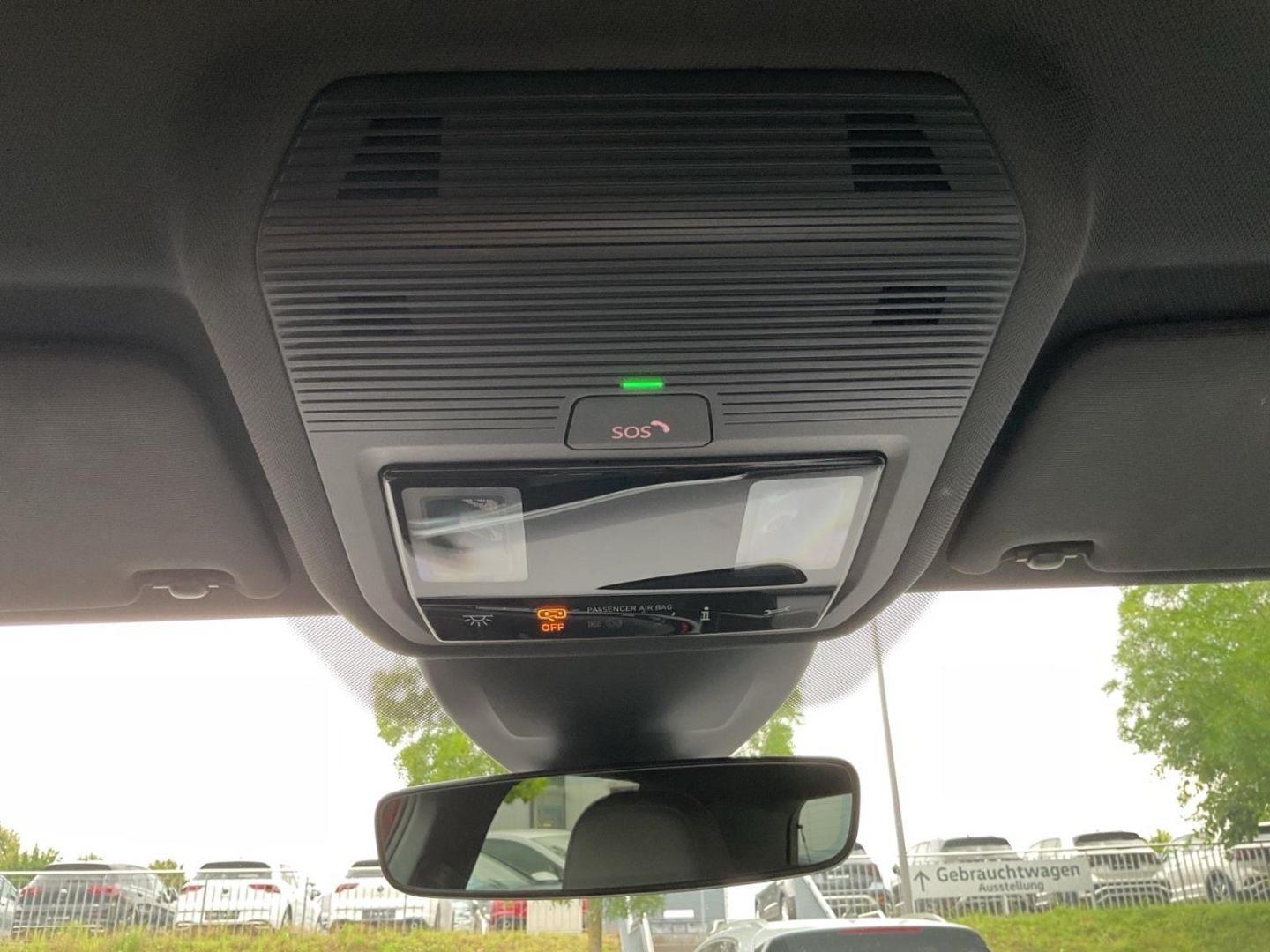 Volkswagen Golf GTI 8 VIII 2.0 TSI - Samsaru's Car Outlet