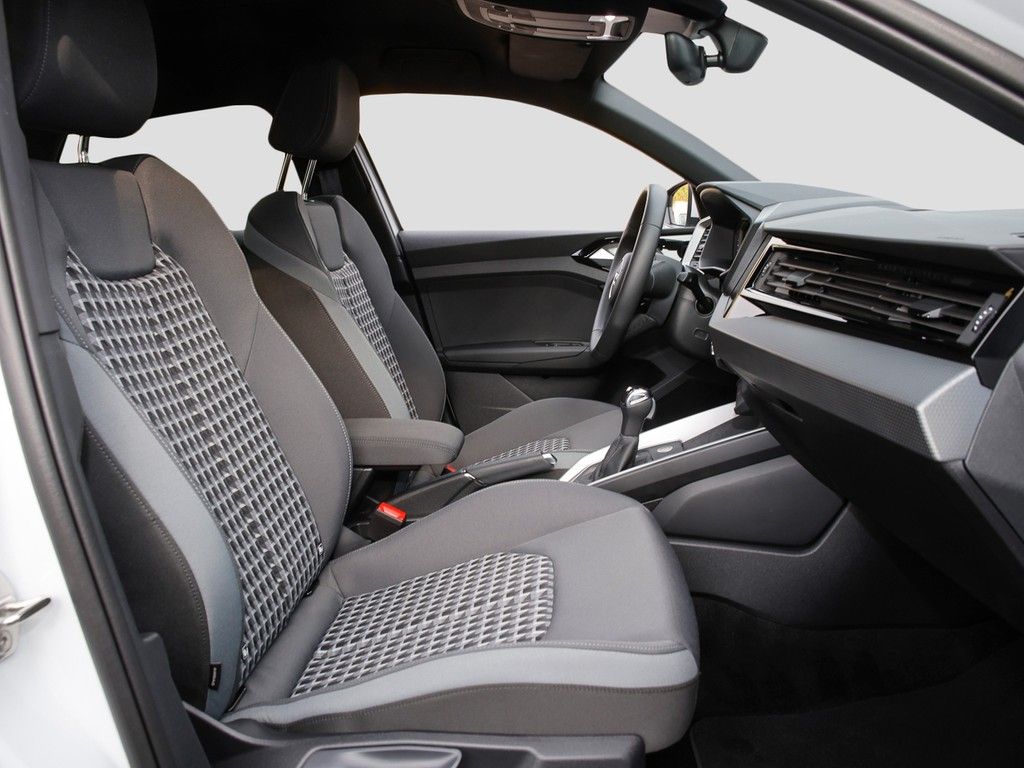 Audi A1 Sportback 30 TFSI advanced s-tronic - Samsaru's Car Outlet