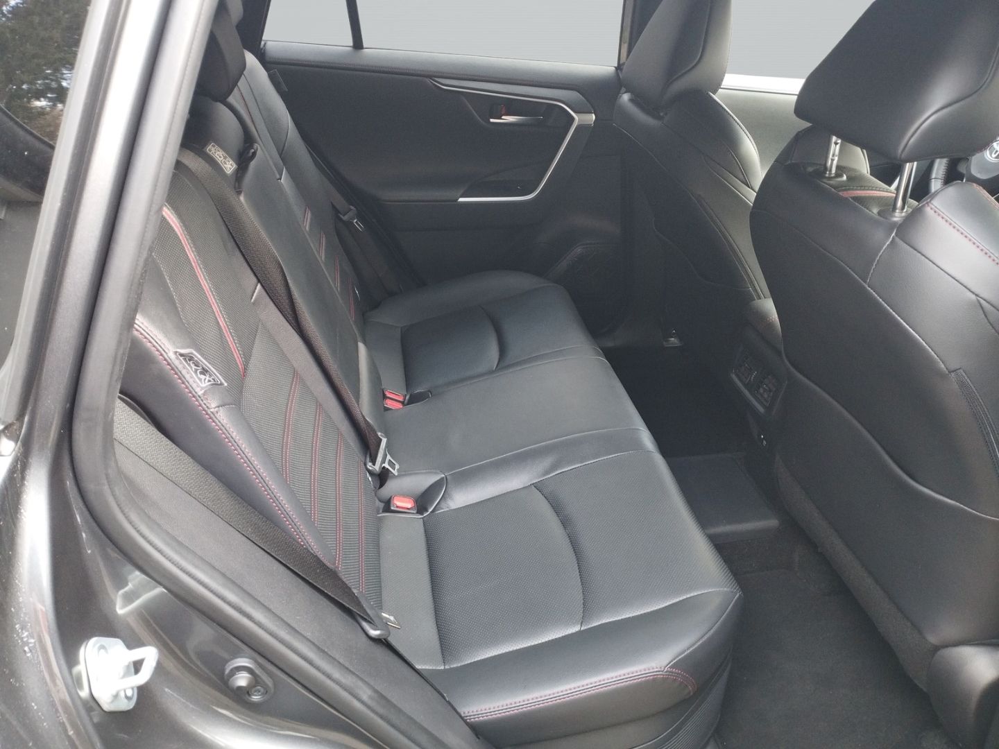 Toyota RAV 4 PLUG-IN HYBRID 5-TÜRER, 2.5L eFH ZV ABS Se