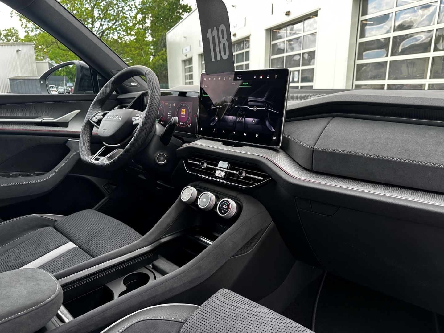 Skoda Kodiaq II 1.5 TSI iV DSG Sportline DCC AHK Matri