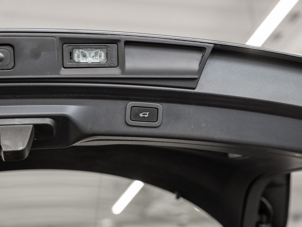 Jaguar I-Pace EV400 AWD SE NAVI LED ACC STANDHZ 360°