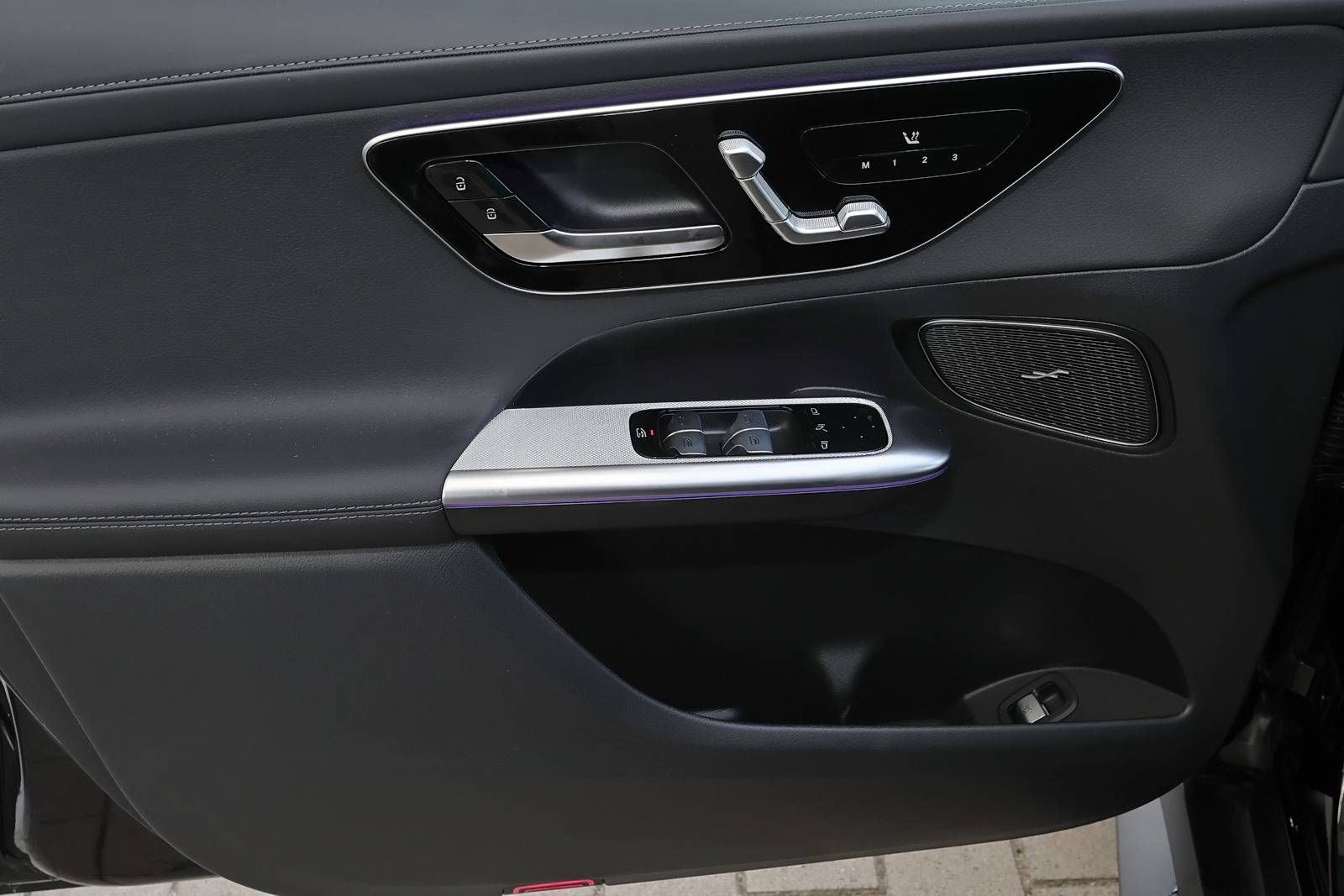 Mercedes-Benz GLC 220 d 4M AMG MBUX+360°+DIG-LED+Pano+AHK+20"