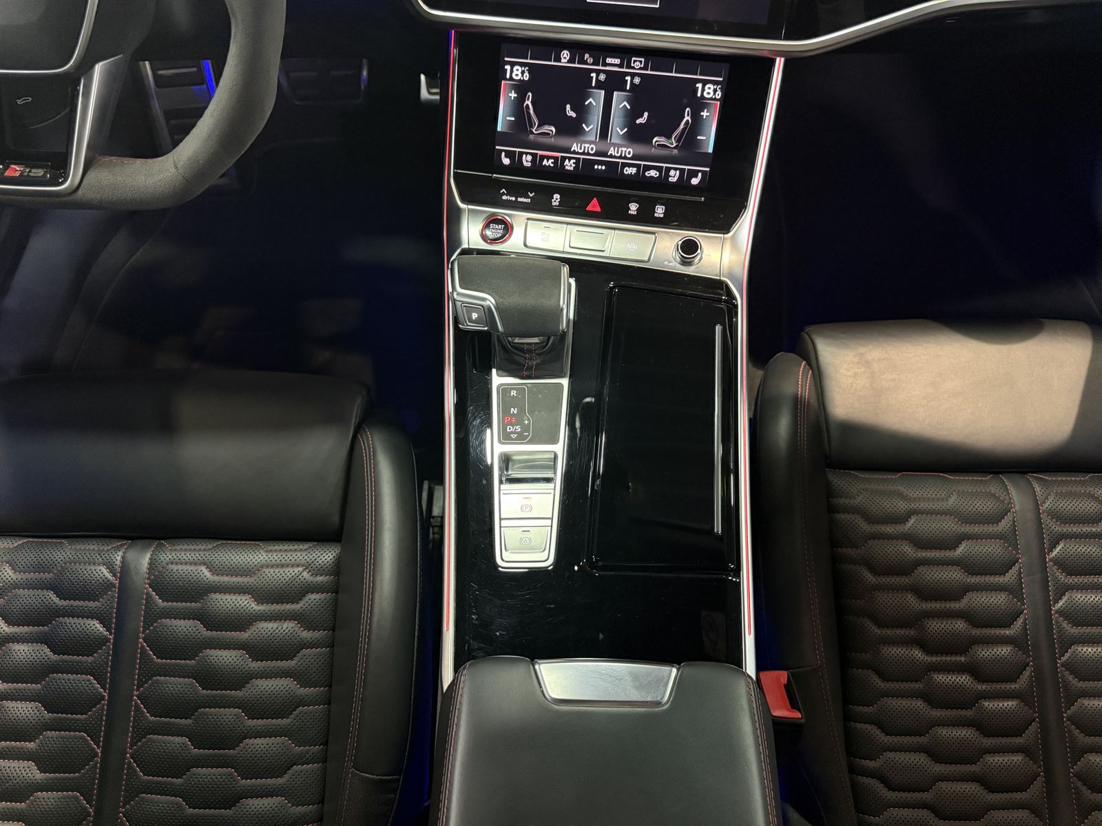 Audi RS6 4.0 TFSI quattro+Sitzbelüftung+360*Kamera