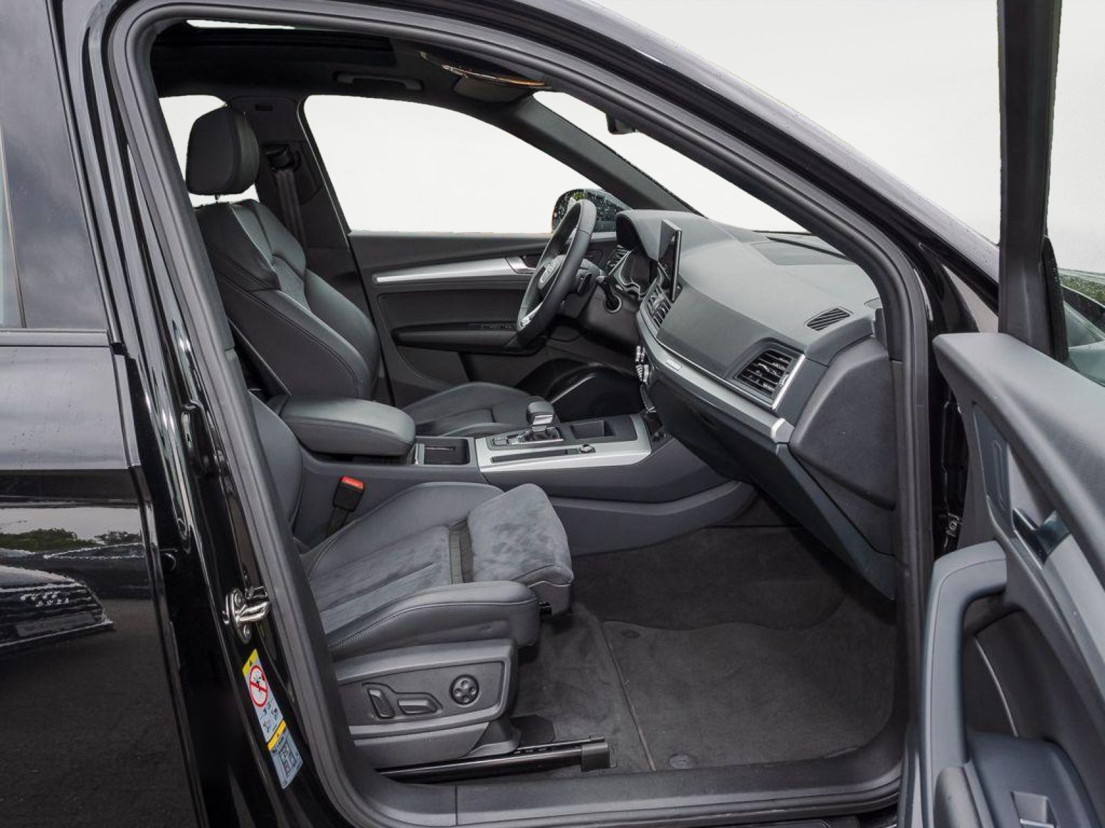 Audi Q5 Sportback 45 TFSI qu. - Samsaru's Car Outlet