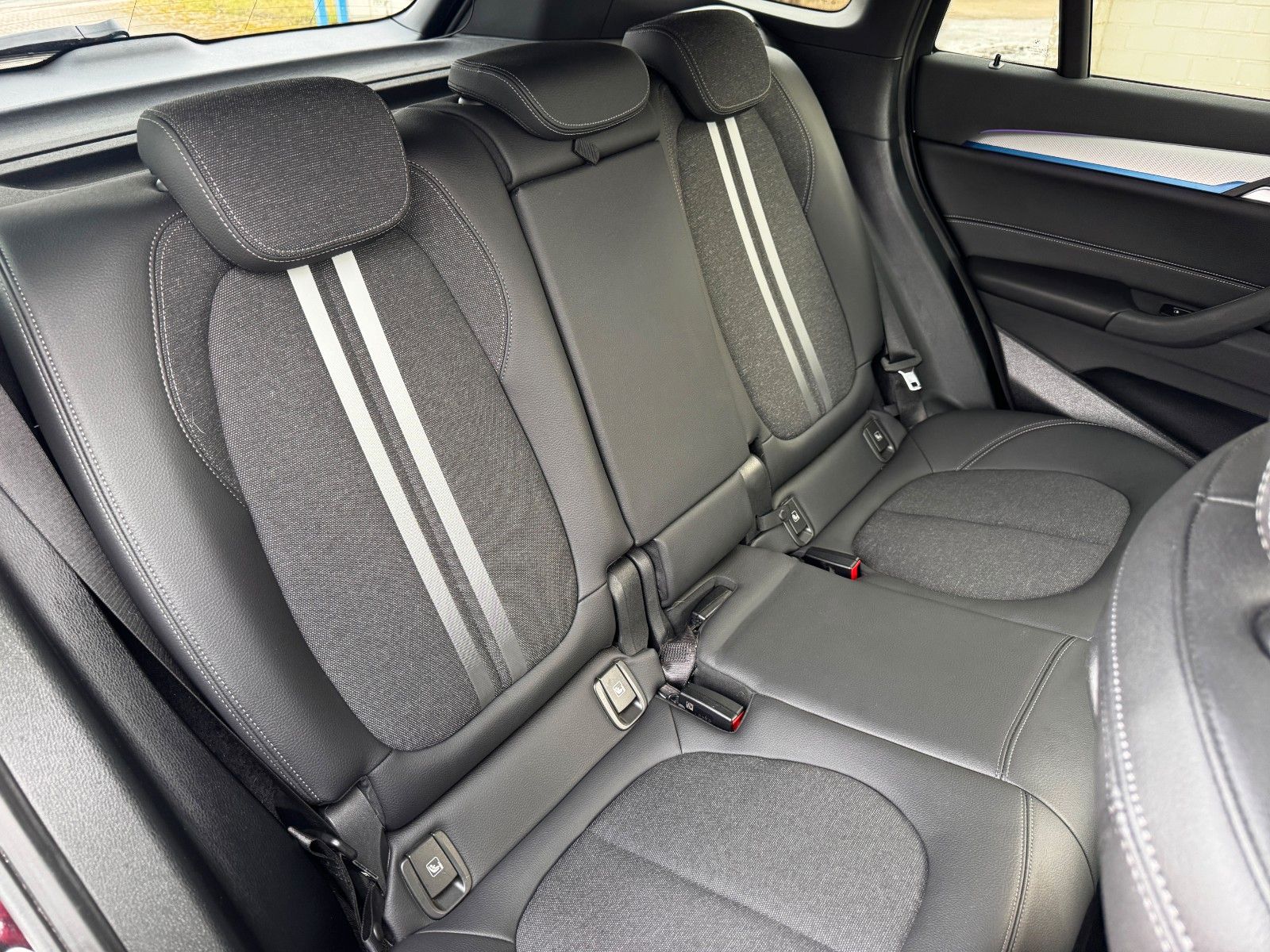 BMW X1 xDrive 25 e M Sport - Samsaru's Car Outlet