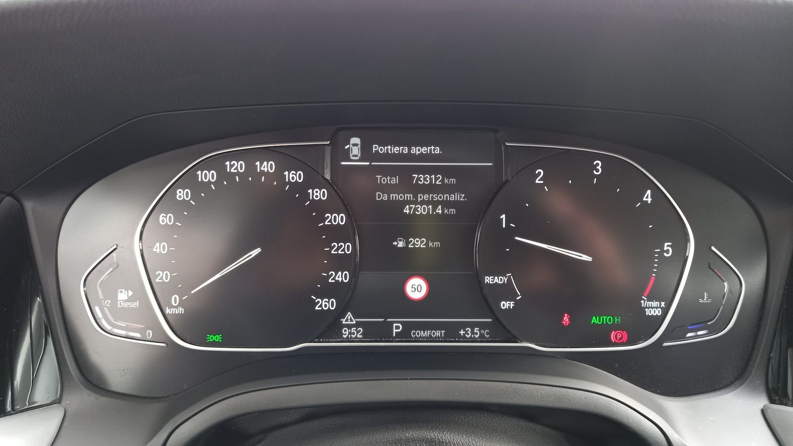 BMW 320 320d xDrive Touring Business Advanta - Samsaru's Car Outlet