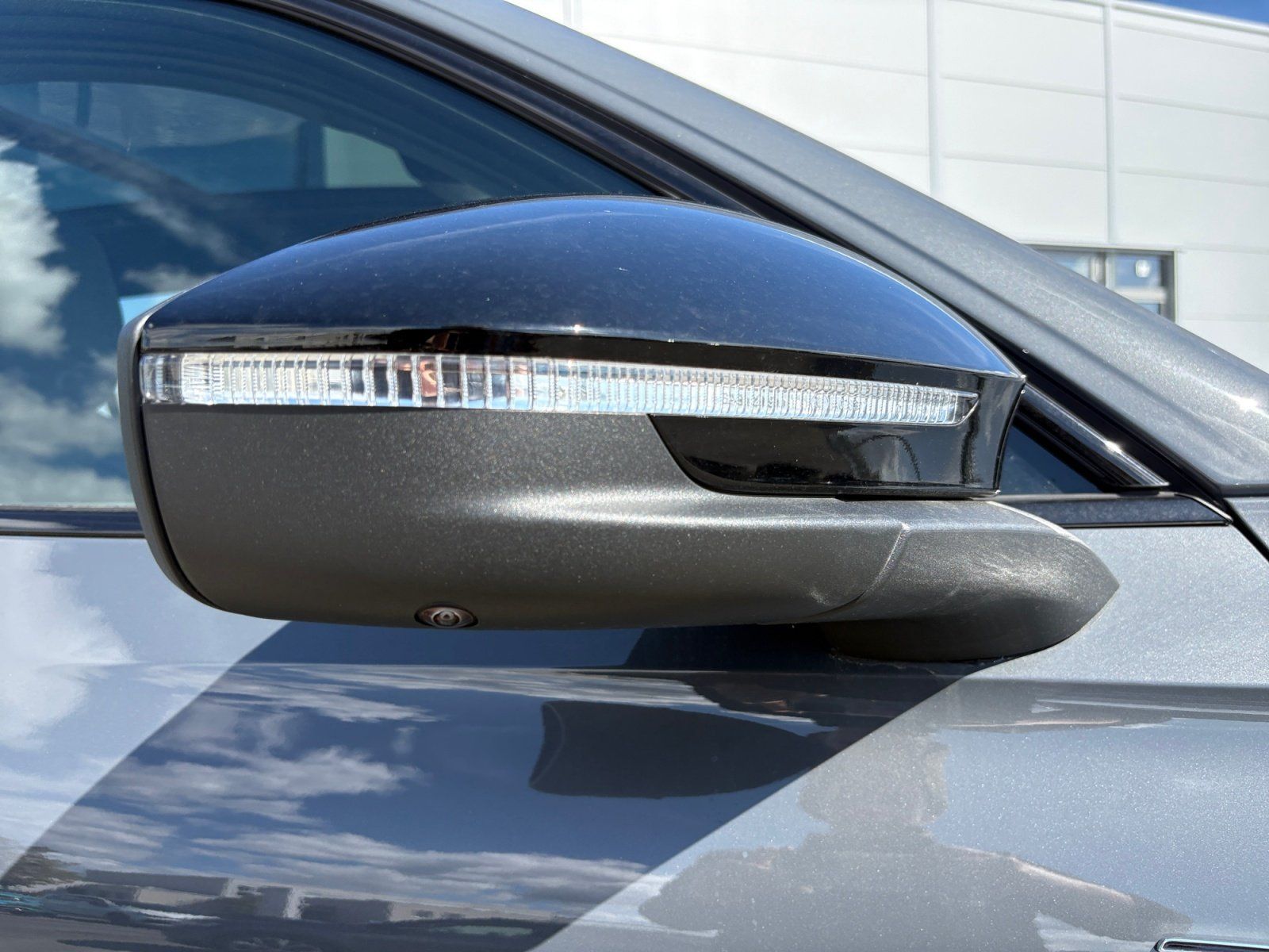 Volkswagen Tiguan 2.0 TDI 4Motion R-Line DSG AHK Area View