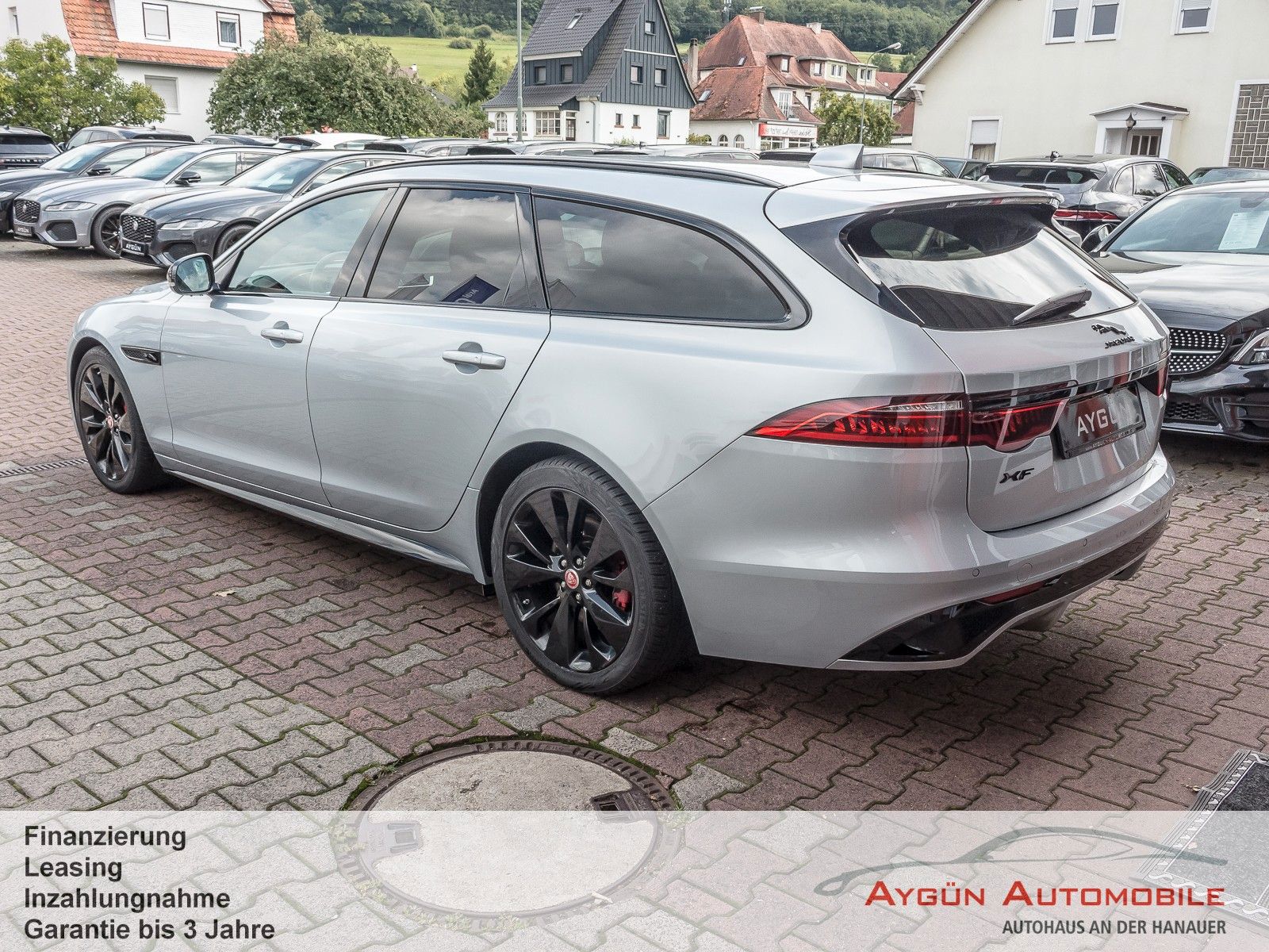 Jaguar XF Sportbrake D200 AWD R-Dynamic Black*AHK*