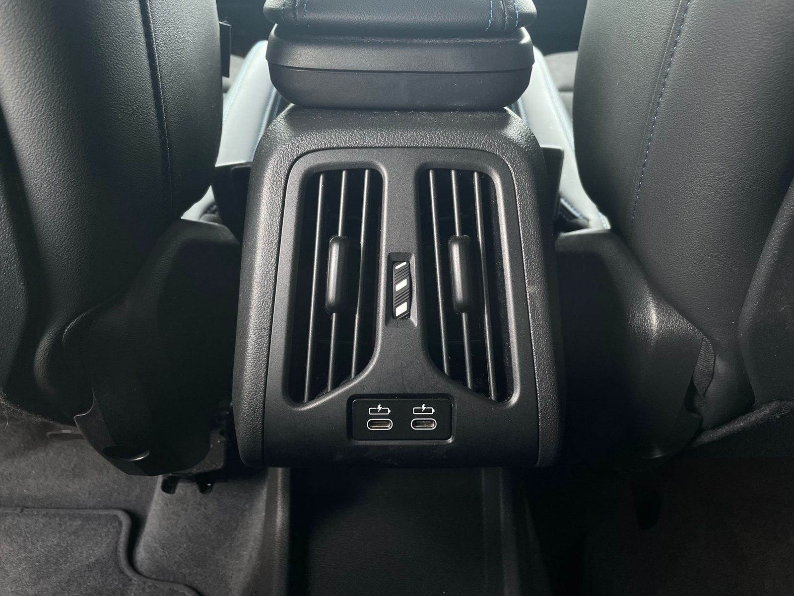 BMW X1 xDrive20d M Sport || AHK 360 ACC H&K Massage