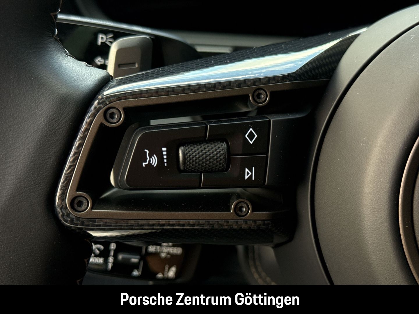 Porsche Cayenne Turbo E-Hybrid Burmester Luftfederung