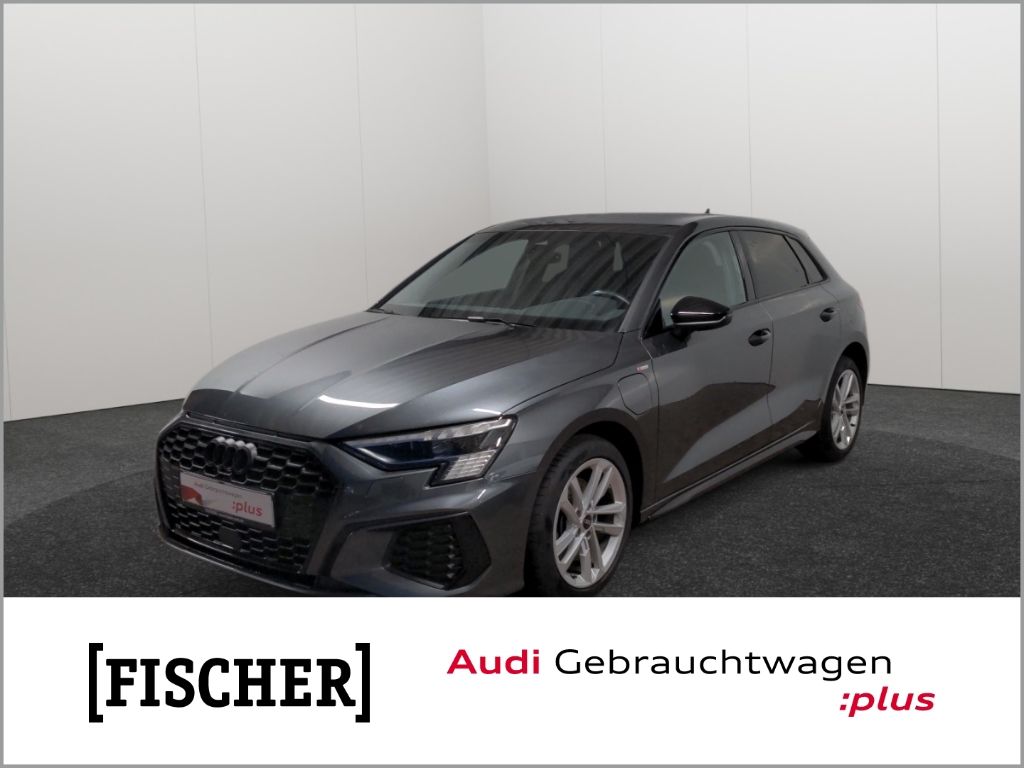 Audi A3 Sportback 40TFSIe S tronic S line Matrix Navi